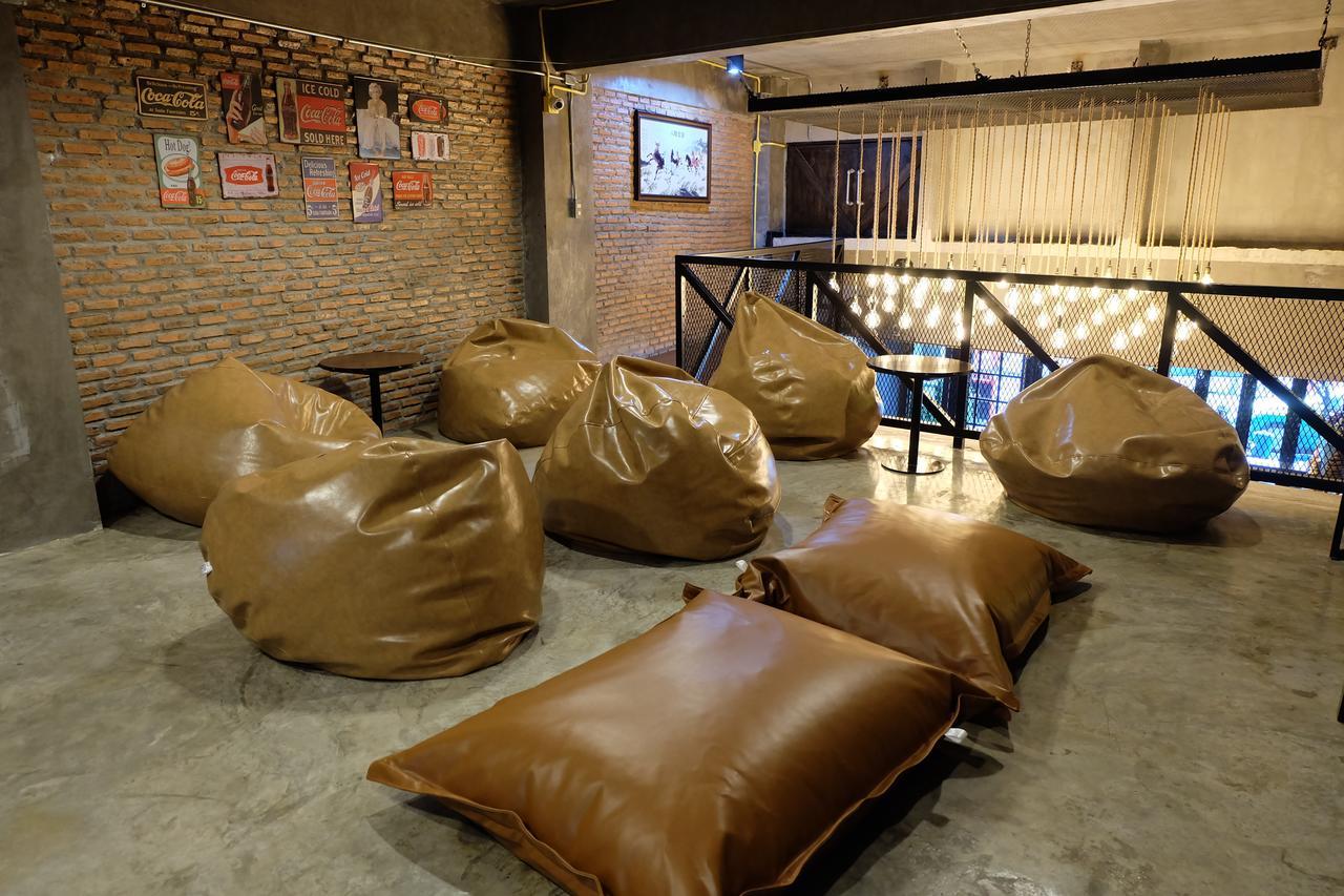 Sleepover Hostel Ban Bang Khwang المظهر الخارجي الصورة